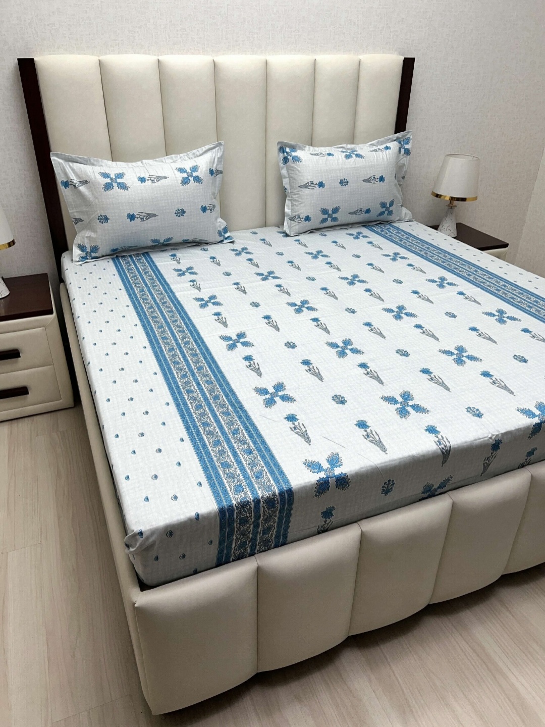 Pure Decor Royal Passion Blue & Grey Ethnic Motifs Printed Queen Bedsheet 2.28 m x 2.54 m
Pure Decor Royal Passion Blue & Grey Ethnic Motifs Printed Queen Bedsheet 2.28 m x 2.54 m