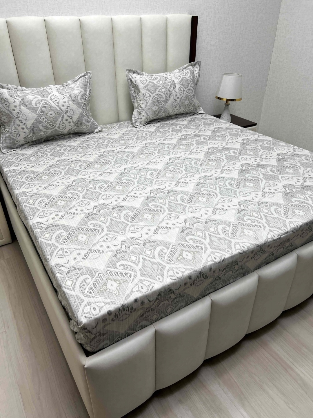 Pure Decor Royal Passion Grey Printed Pure Cotton 300TC Queen Bedsheet Sets 2.28m x 2.54m
Pure Decor Royal Passion Grey Printed Pure Cotton 300TC Queen Bedsheet Sets 2.28m x 2.54m