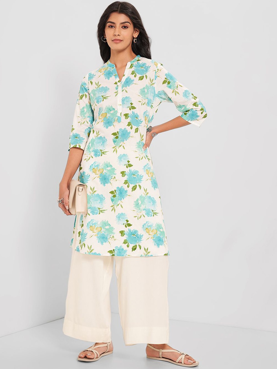 RANGMANCH BY PANTALOONS Floral Printed Mandarin Collar Pure Cotton Straight Kurtas, Off white
RANGMANCH BY PANTALOONS Floral Printed Mandarin Collar Pure Cotton Straight Kurtas, Off white