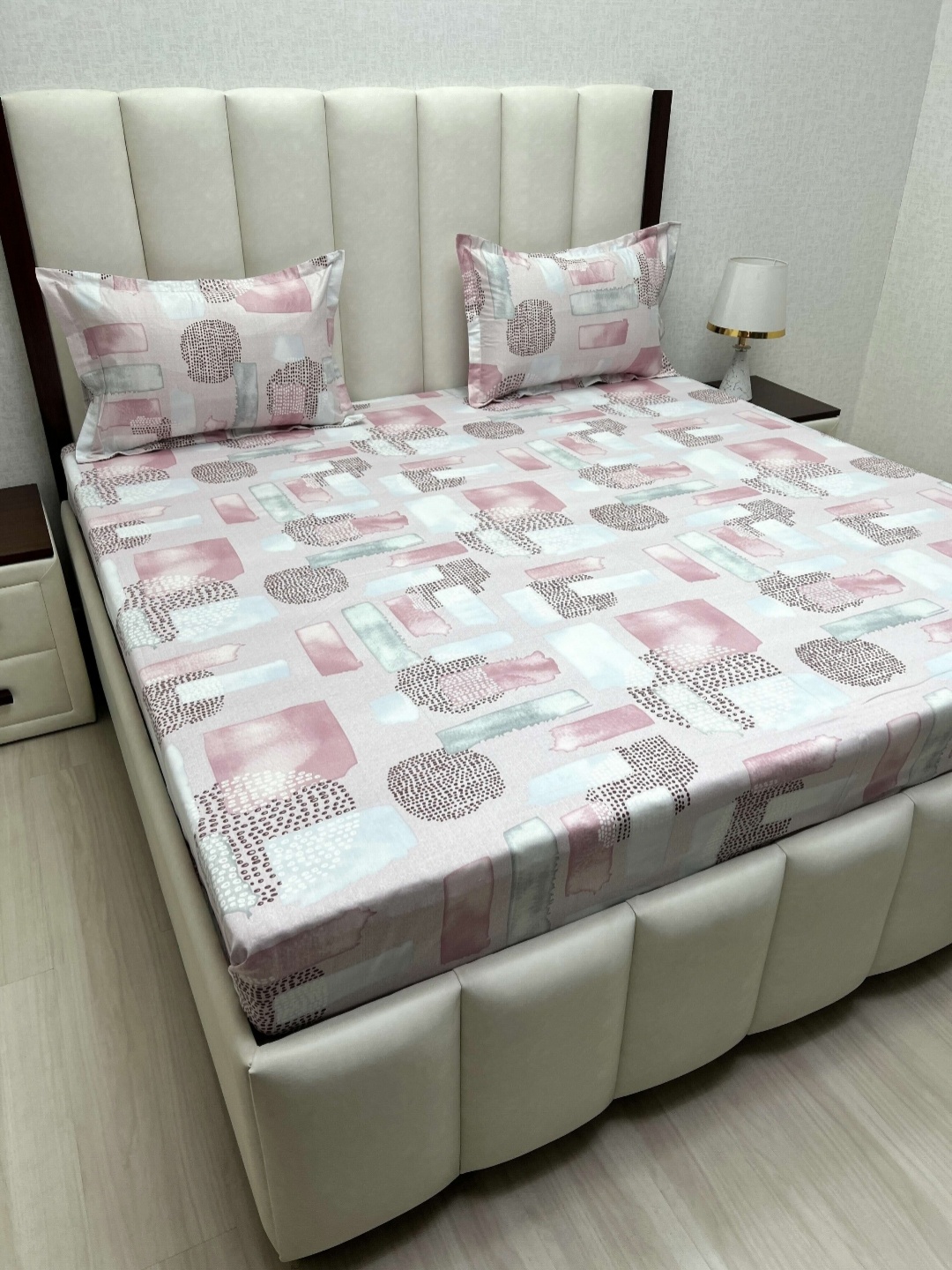 Pure Decor Royal Passion Purple Printed Cotton 250 TC Queen Bedsheet Set 2.28 m x 2.54 m
Pure Decor Royal Passion Purple Printed Cotton 250 TC Queen Bedsheet Set 2.28 m x 2.54 m