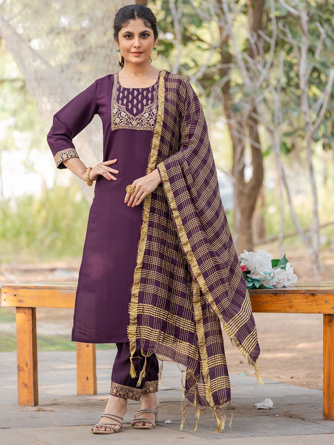 BLACK SCISSOR Floral Printed Straight Silk Crepe Kurta With Trousers And Dupatta, Burgundy
BLACK SCISSOR Floral Printed Straight Silk Crepe Kurta With Trousers And Dupatta, Burgundy