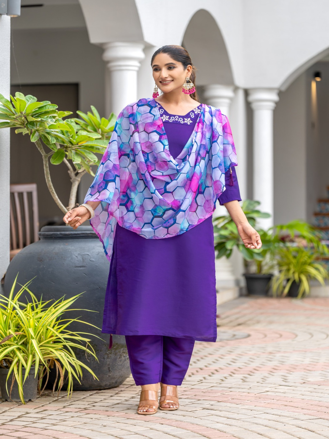 Moda Rapido Women Embroidered Regular Thread Work Kurta with Trousers & With Dupatta, Purple
Moda Rapido Women Embroidered Regular Thread Work Kurta with Trousers & With Dupatta, Purple