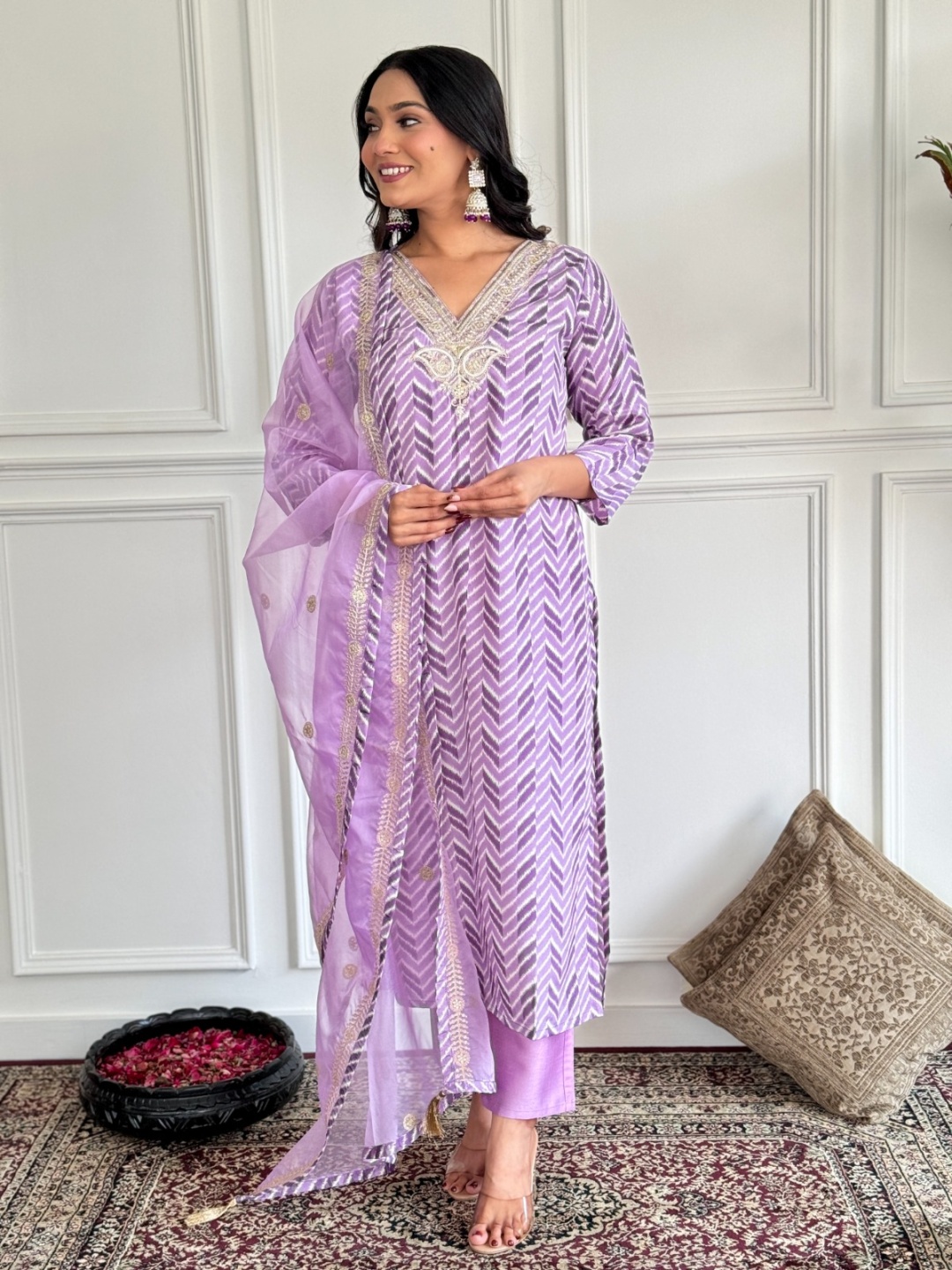Moda Rapido Floral Embroidered V-Neck Straight Kurta With Trousers And Dupatta, Purple
Moda Rapido Floral Embroidered V-Neck Straight Kurta With Trousers And Dupatta, Purple