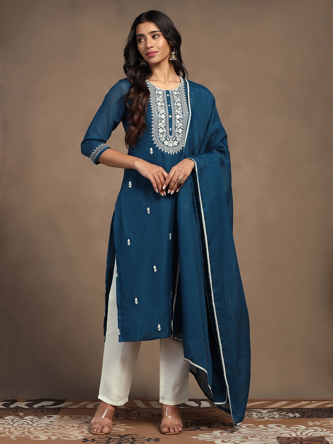 Moda Rapido Floral Embroidered Round Neck Straight Kurta With Trousers & Dupatta, Blue
Moda Rapido Floral Embroidered Round Neck Straight Kurta With Trousers & Dupatta, Blue