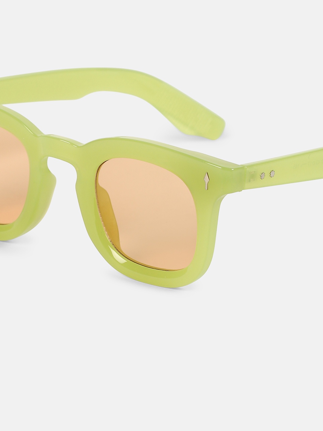 HAUTE SAUCE by Campus Sutra Women Wayfarer Sunglasses with Polarised Lens AW25_HSSG2742, Green
HAUTE SAUCE by Campus Sutra Women Wayfarer Sunglasses with Polarised Lens AW25_HSSG2742, Green