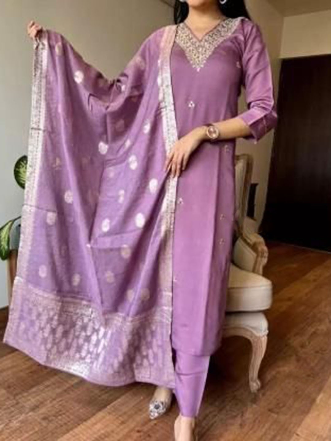Moda Rapido Floral Yoke Design V-Neck Straight Pure Cotton Kurta With Trousers And Dupatta, Purple
Moda Rapido Floral Yoke Design V-Neck Straight Pure Cotton Kurta With Trousers And Dupatta, Purple