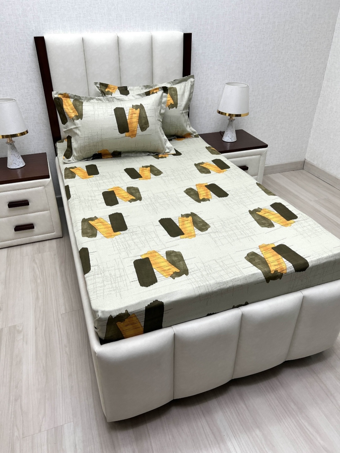 Pure Decor Lounge Fur Green Printed Pure Cotton 200TC Single Bedsheet Sets-1.73 m x 2.36 m
Pure Decor Lounge Fur Green Printed Pure Cotton 200TC Single Bedsheet Sets-1.73 m x 2.36 m