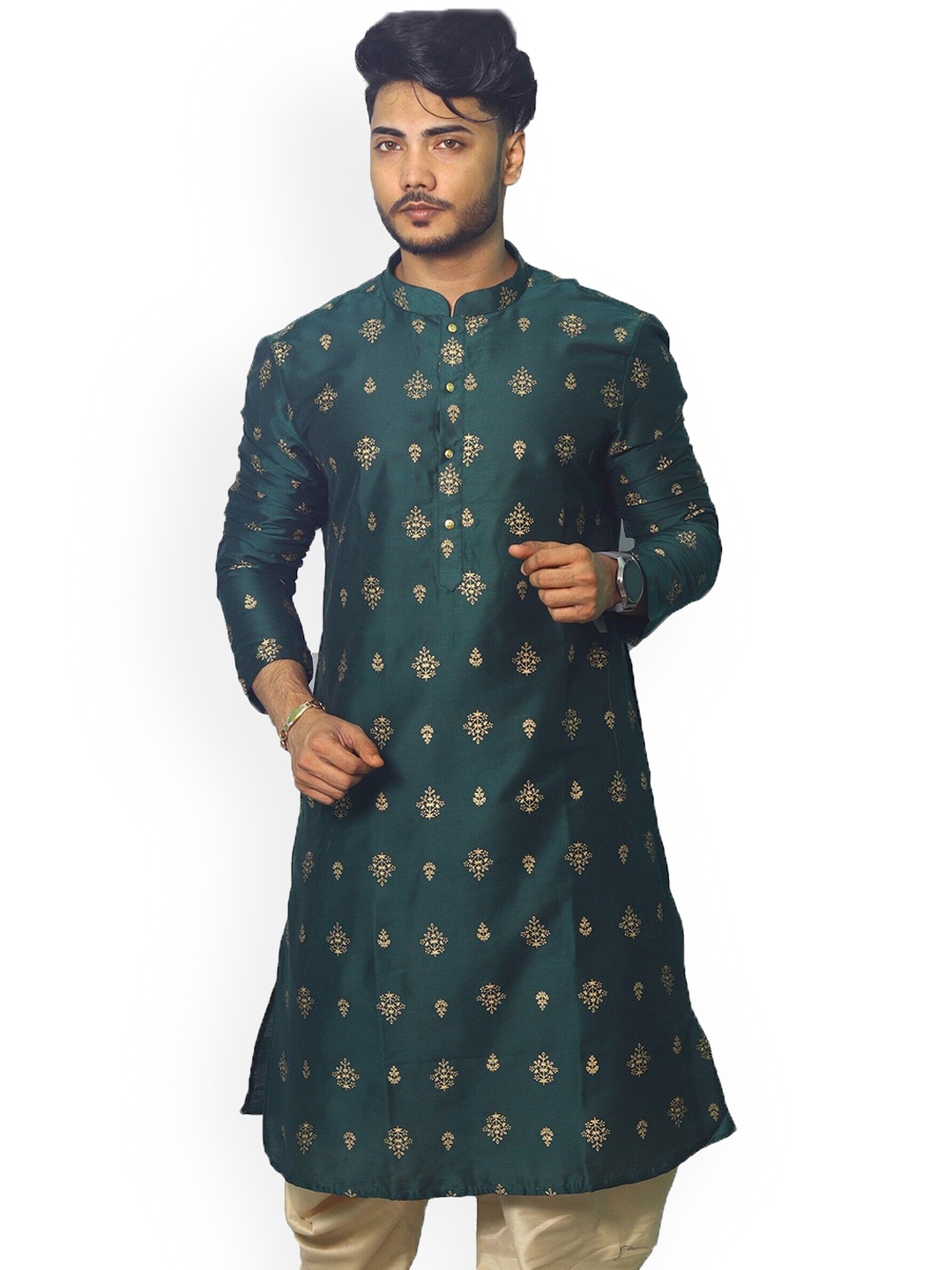 House of Aqss Floral Printed Mandarin Collar Dupion Silk Straight Kurta And Dhoti Pants, Green
House of Aqss Floral Printed Mandarin Collar Dupion Silk Straight Kurta And Dhoti Pants, Green