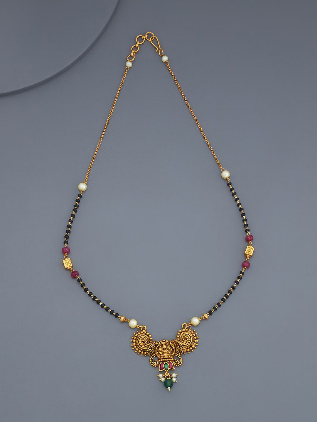 Kushal's Fashion Jewellery Gold-Plated Stone Studded & Beaded Antique Mangalsutra
Kushal's Fashion Jewellery Gold-Plated Stone Studded & Beaded Antique Mangalsutra