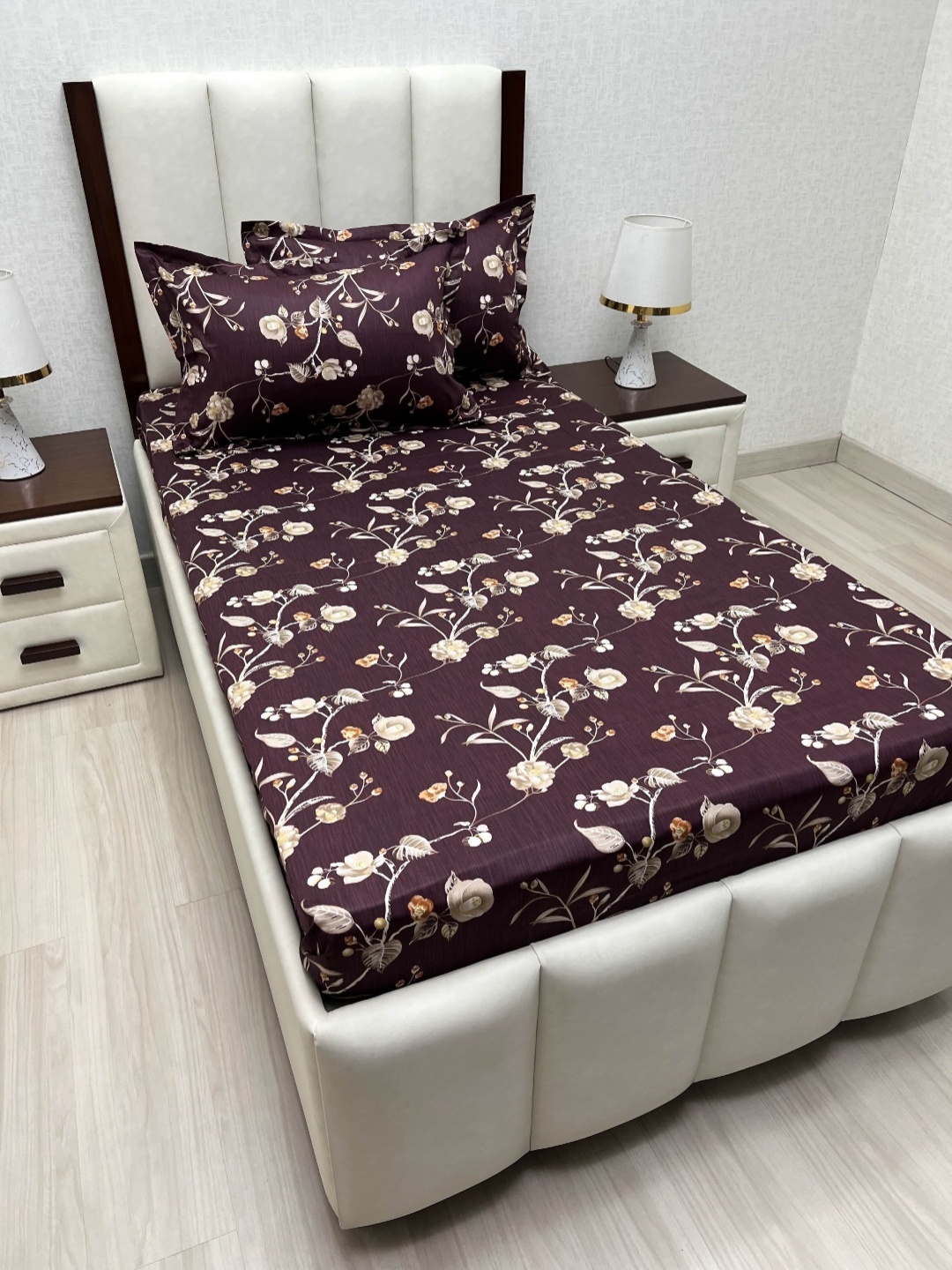 Pure Decor Lounge Fur Brown Printed Pure Cotton 220 TC Single Bedsheet Set 1.73 m x 2.36 m, Purple
Pure Decor Lounge Fur Brown Printed Pure Cotton 220 TC Single Bedsheet Set 1.73 m x 2.36 m, Purple