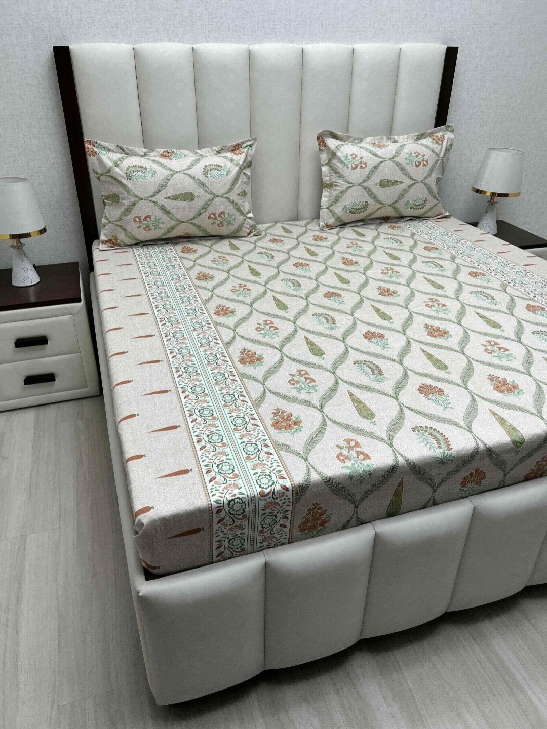 Pure Decor Royal Passion Beige Pure Cotton 380 TC Queen Bedsheet Set 2.28 m x 2.54 m
Pure Decor Royal Passion Beige Pure Cotton 380 TC Queen Bedsheet Set 2.28 m x 2.54 m
