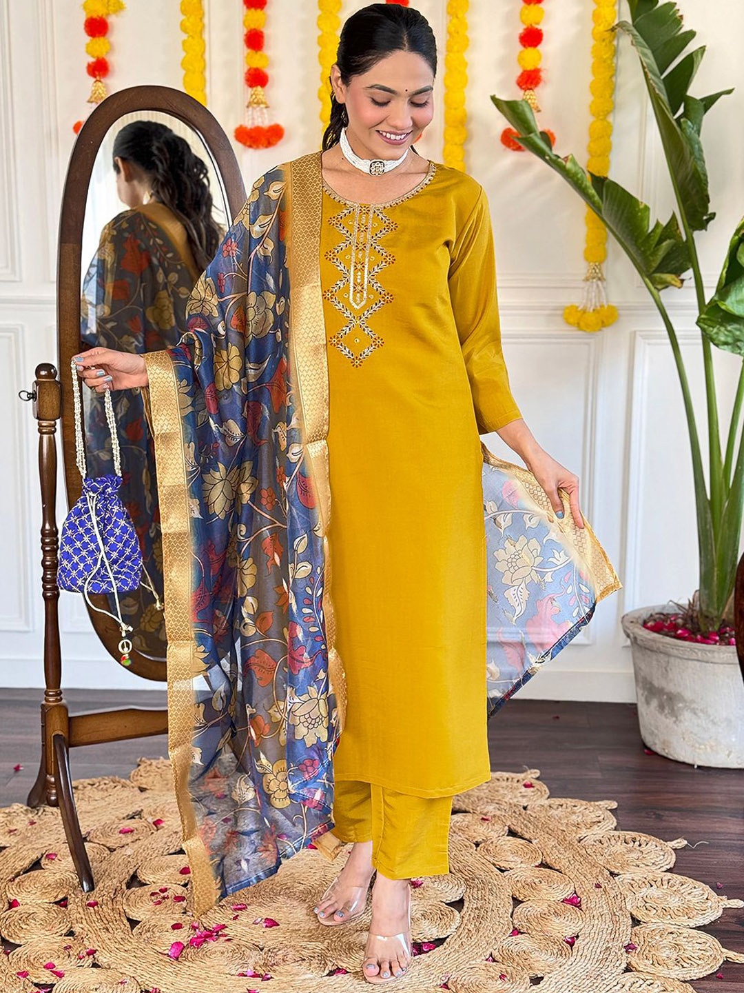 Moda Rapido Floral Embroidered Round Neck Straight Kurta With Trouser & Dupatta, Yellow
Moda Rapido Floral Embroidered Round Neck Straight Kurta With Trouser & Dupatta, Yellow