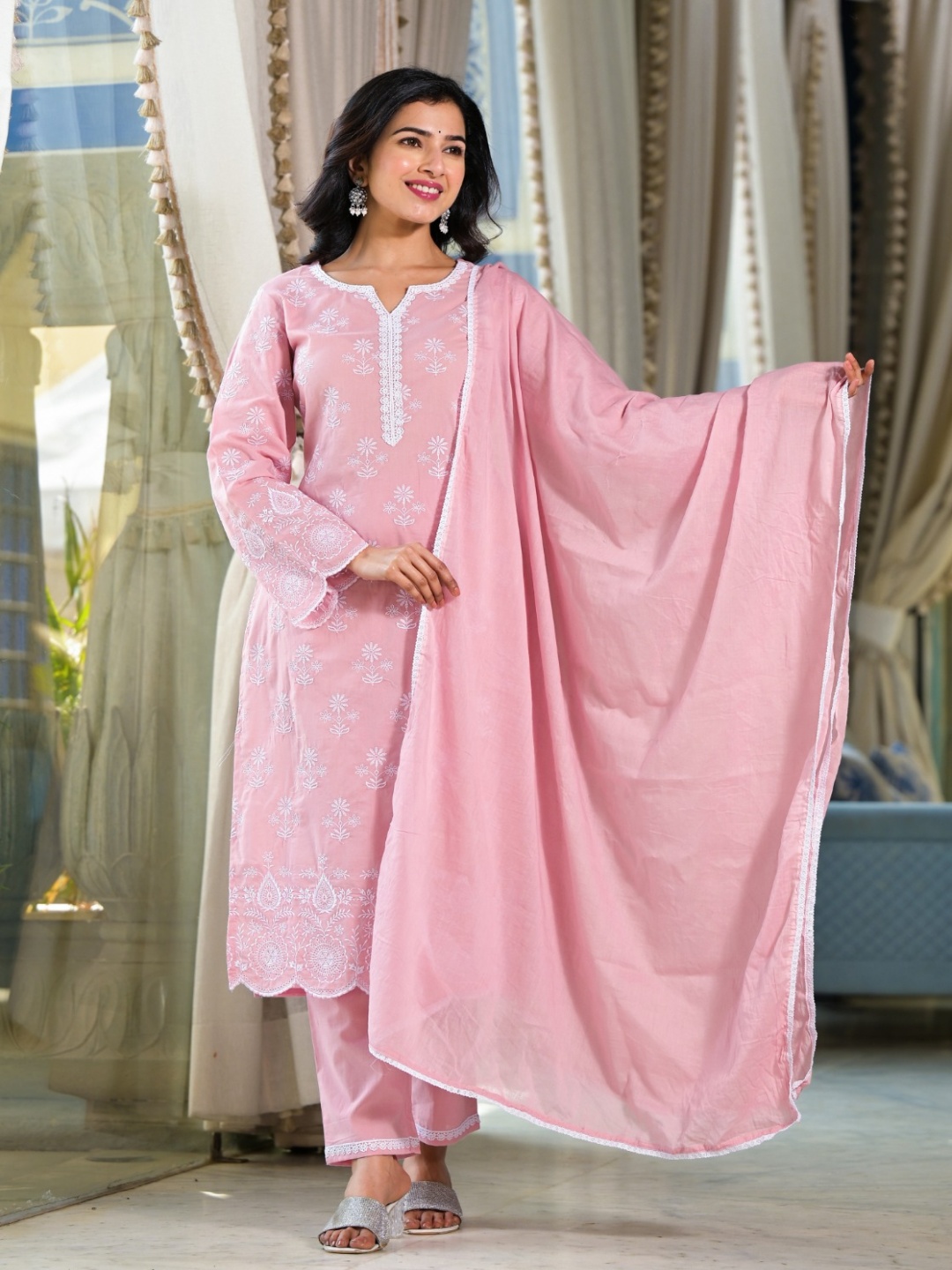 KAJREE Floral Embroidered Regular Thread Work Pure Cotton Kurta with Trousers & Dupatta, Pink
KAJREE Floral Embroidered Regular Thread Work Pure Cotton Kurta with Trousers & Dupatta, Pink
