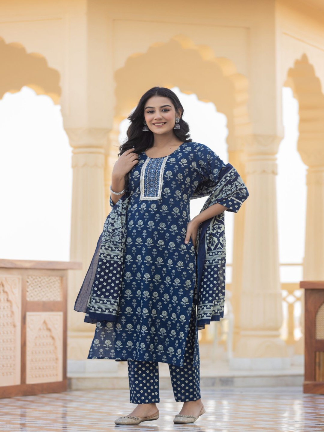 AARDRAA Floral Printed Mirror Work Pure Cotton Straight Kurta With Trousers & Dupatta, Navy blue
AARDRAA Floral Printed Mirror Work Pure Cotton Straight Kurta With Trousers & Dupatta, Navy blue