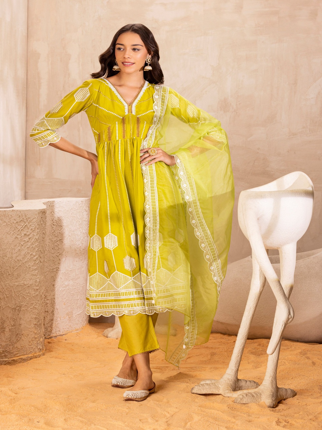 SEW Women Floral Embroidered Regular Pure Cotton Kurta with Palazzos & With Dupatta, Green
SEW Women Floral Embroidered Regular Pure Cotton Kurta with Palazzos & With Dupatta, Green