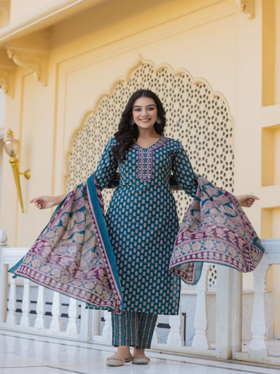 AARDRAA Floral Printed V-Neck Pure Cotton Straight Kurta with Trouser & Dupatta, Blue
AARDRAA Floral Printed V-Neck Pure Cotton Straight Kurta with Trouser & Dupatta, Blue