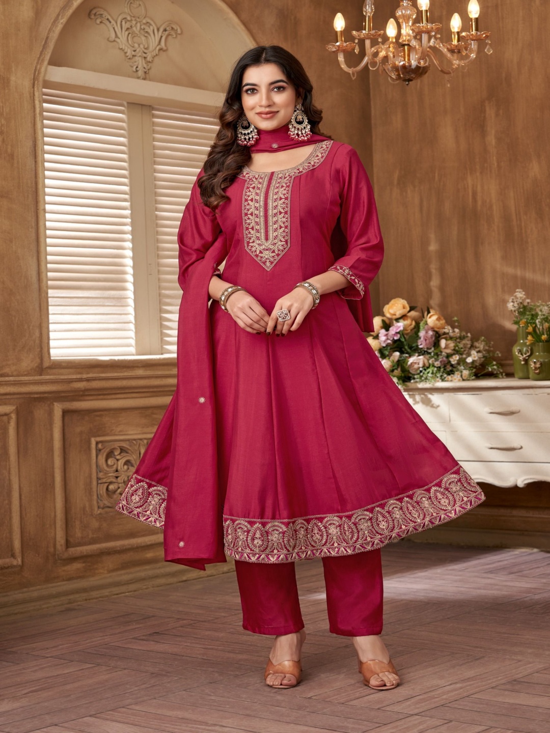 VEDANT VASTRAM Floral Embroidered Sequinned Silk Georgette Kurta With Trouser & Dupatta, Pink
VEDANT VASTRAM Floral Embroidered Sequinned Silk Georgette Kurta With Trouser & Dupatta, Pink