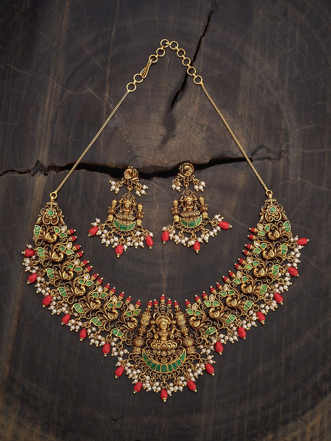 Kushal's Fashion Jewellery Gold-Plated Artificial Stone-Studded Antique Jewellery Set
Kushal's Fashion Jewellery Gold-Plated Artificial Stone-Studded Antique Jewellery Set