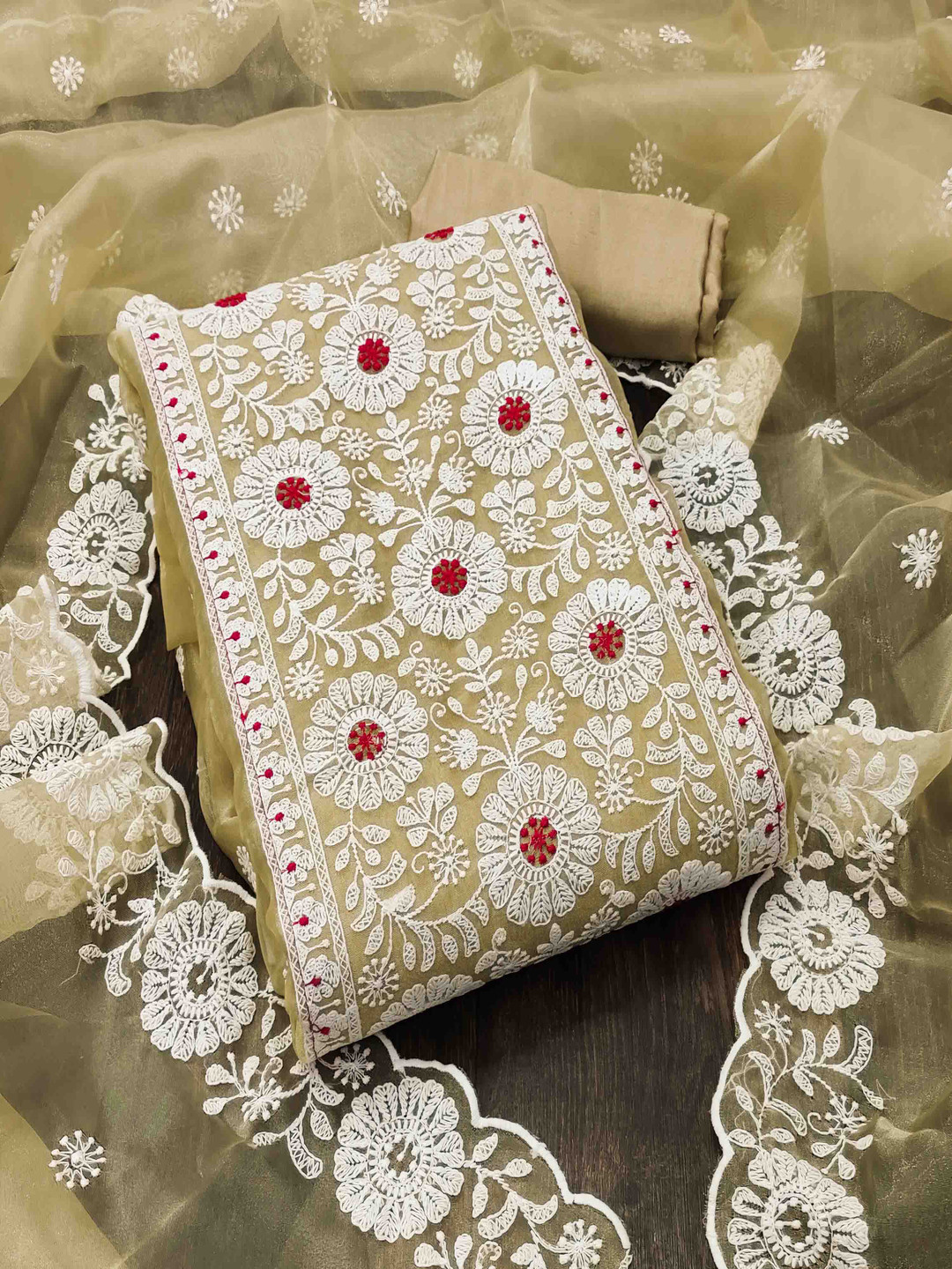 Blissta Floral Embroidered Organza Unstitched Dress Material, Beige
Blissta Floral Embroidered Organza Unstitched Dress Material, Beige