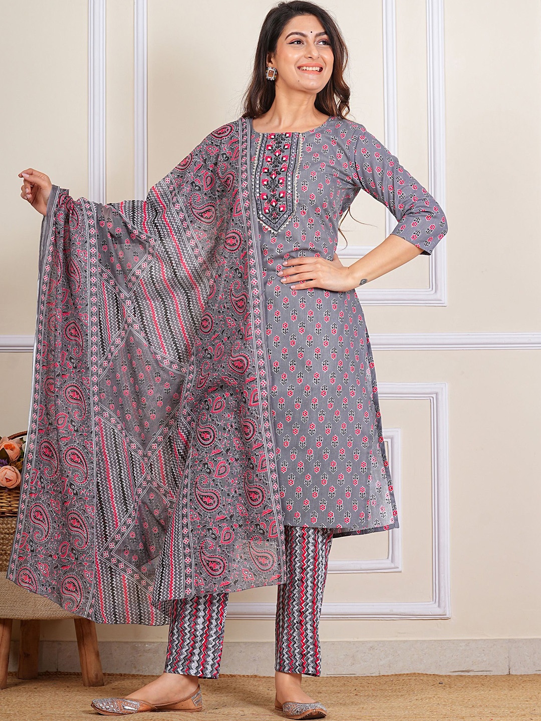 Moda Rapido Floral Printed Mirror Work Pure Cotton Kurta With Trousers And Dupatta, Grey
Moda Rapido Floral Printed Mirror Work Pure Cotton Kurta With Trousers And Dupatta, Grey