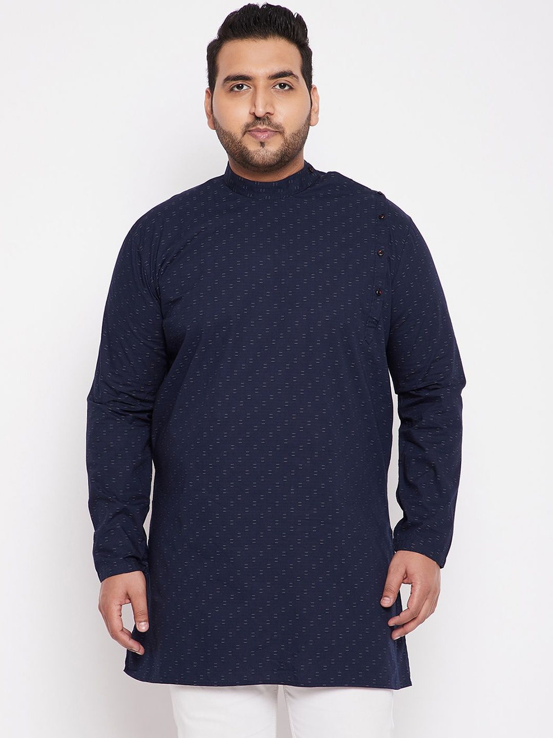 SHOWOFF Plus Size Geometric Printed Band Collar Straight Short Kurtas, Navy blue
SHOWOFF Plus Size Geometric Printed Band Collar Straight Short Kurtas, Navy blue