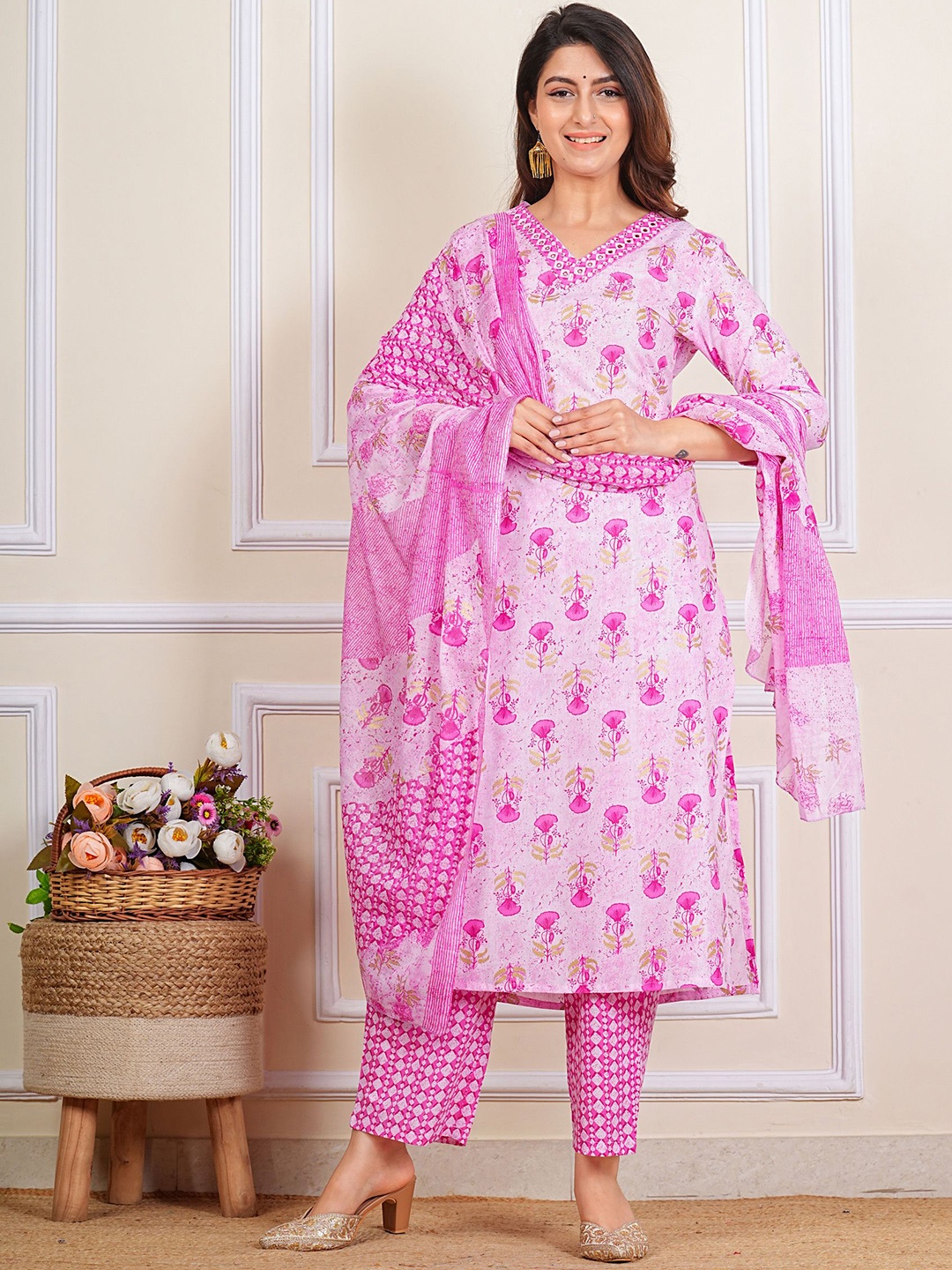 Moda Rapido Floral Printed V-Neck Pure Cotton Straight Kurta With Trousers And Dupatta, Pink
Moda Rapido Floral Printed V-Neck Pure Cotton Straight Kurta With Trousers And Dupatta, Pink