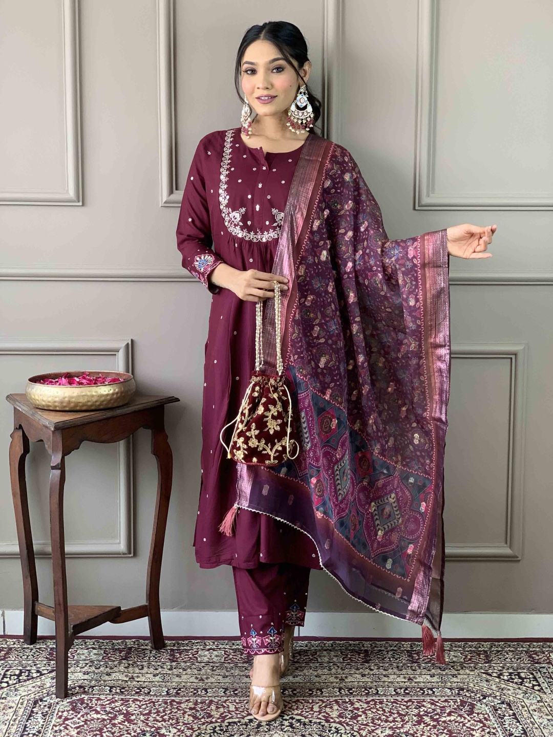 Moda Rapido Floral Embroidered Thread Work Straight Kurta With Trousers And Dupatta, Purple
Moda Rapido Floral Embroidered Thread Work Straight Kurta With Trousers And Dupatta, Purple