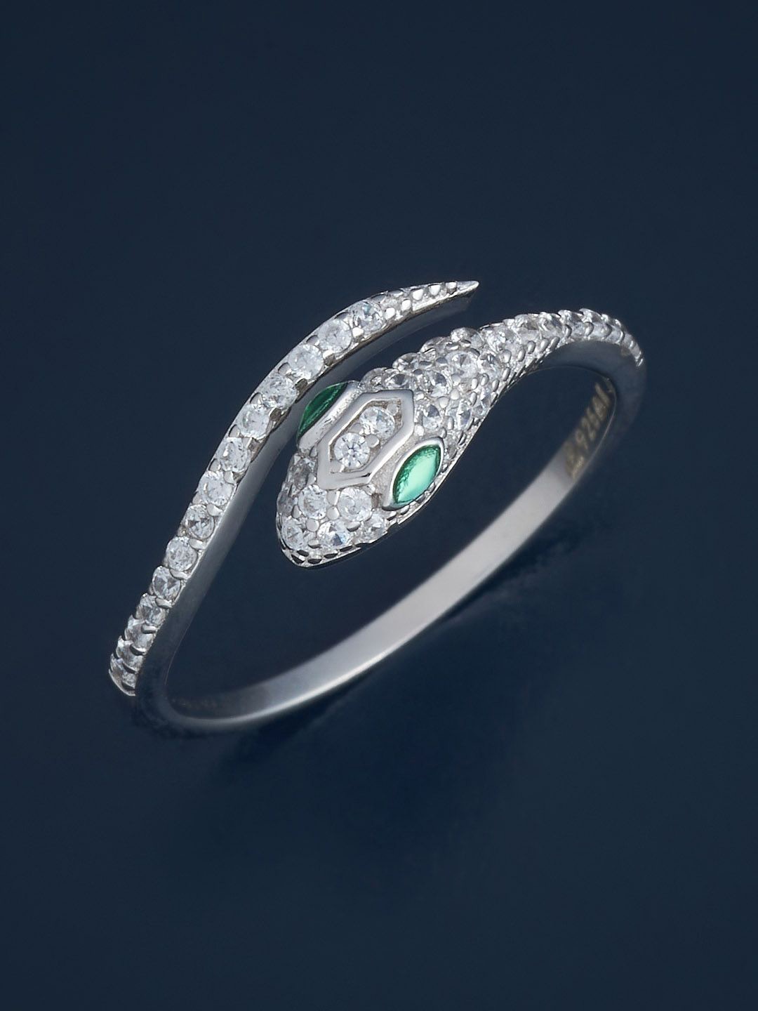Kushal's Fashion Jewellery Sterling Silver Rhodium-Plated CZ Studded Temple Finger Ring
Kushal's Fashion Jewellery Sterling Silver Rhodium-Plated CZ Studded Temple Finger Ring
