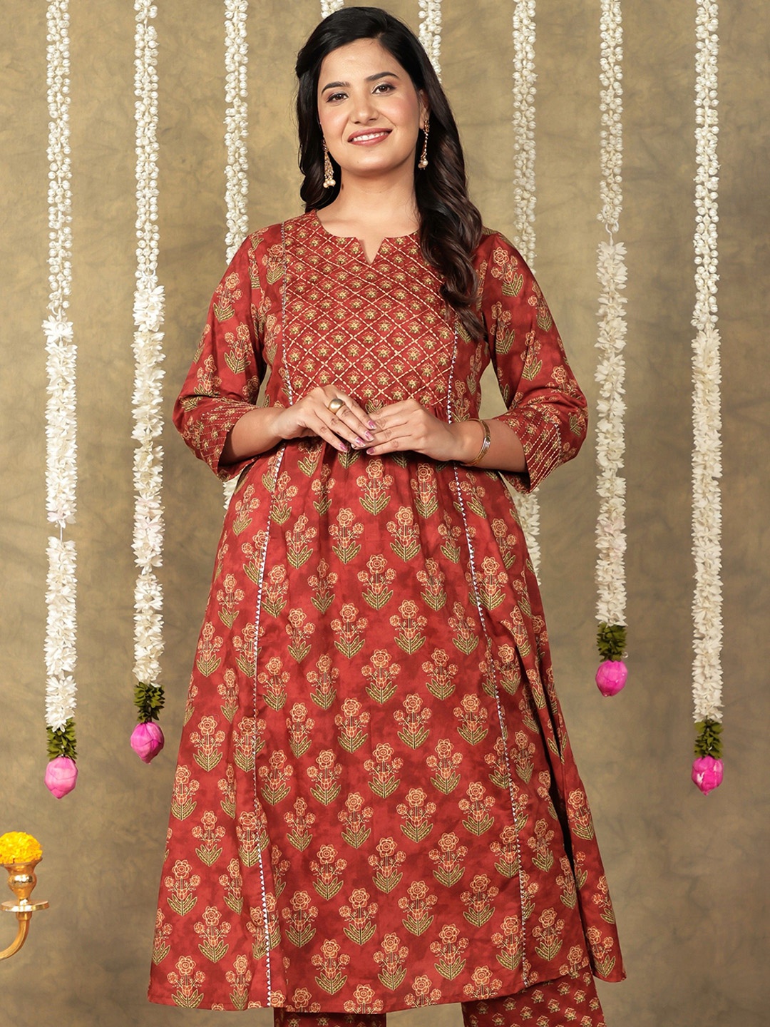 Aramya Floral Printed Notch Neck Thread Work Pure Cotton Panelled Anarkali Kurta, Rust
Aramya Floral Printed Notch Neck Thread Work Pure Cotton Panelled Anarkali Kurta, Rust