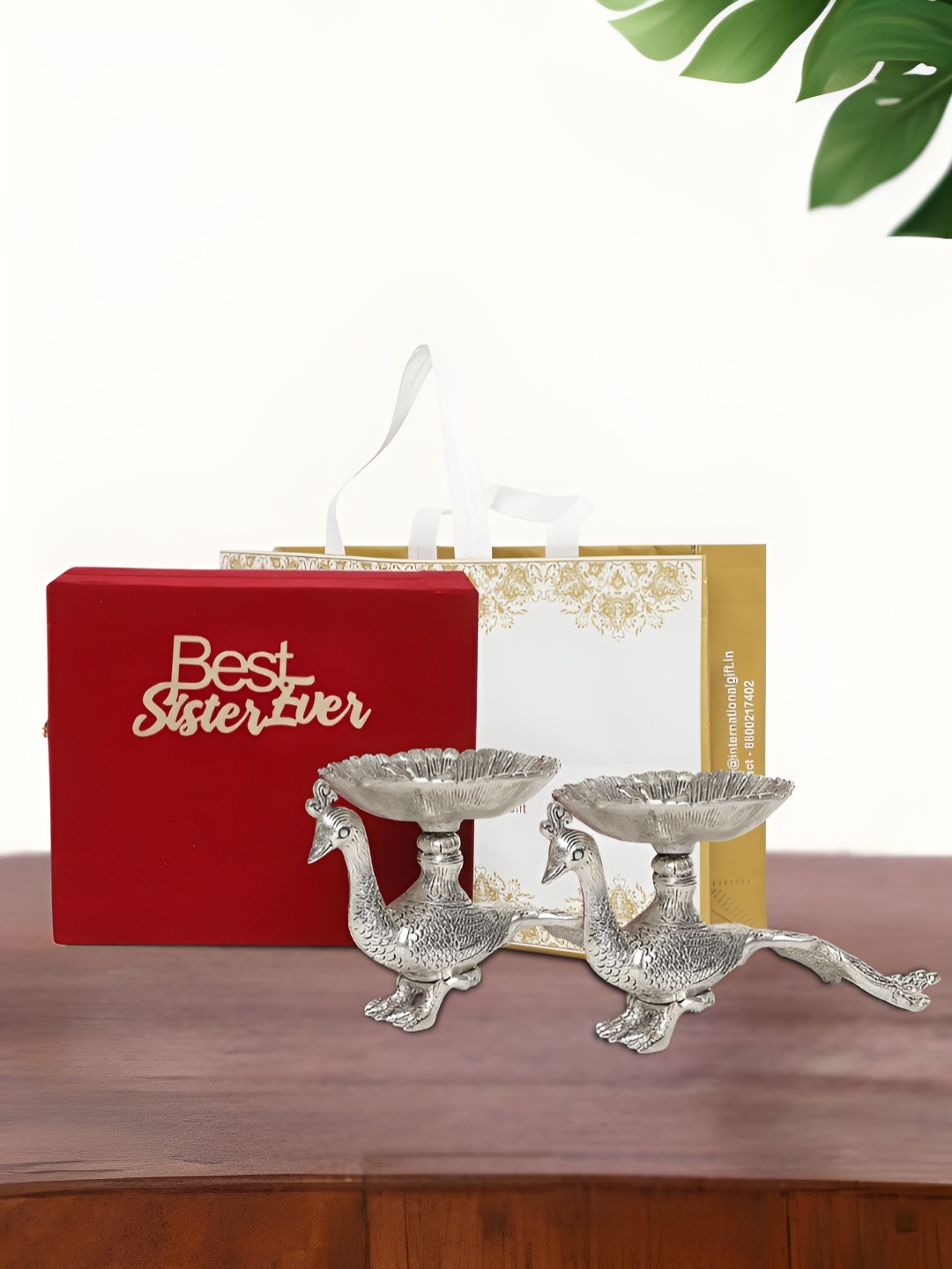 INTERNATIONAL GIFT Silver-Toned 2 Pieces Textured Peacock Bowl With Velvet Box & Carry Box
INTERNATIONAL GIFT Silver-Toned 2 Pieces Textured Peacock Bowl With Velvet Box & Carry Box