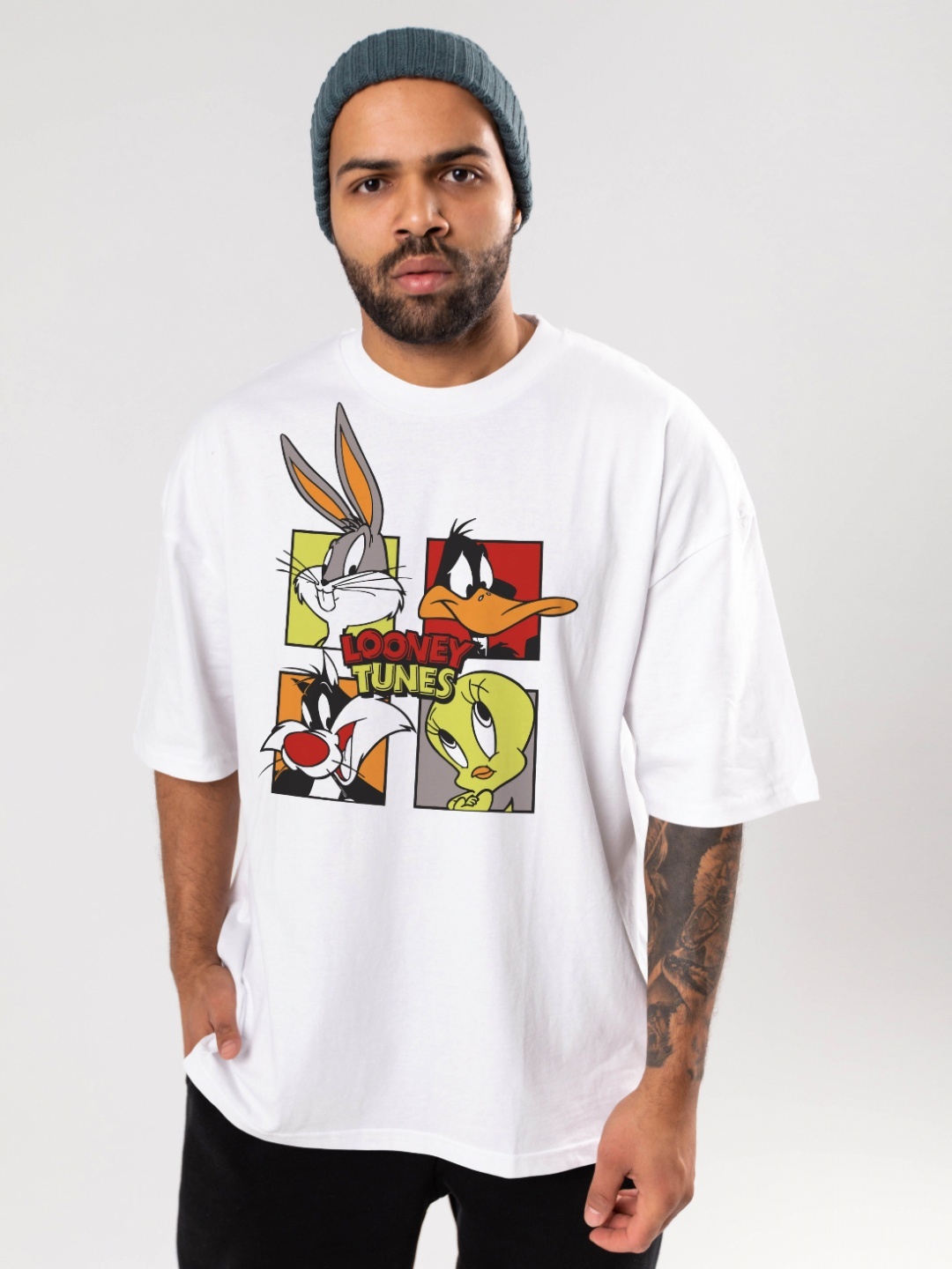 FLYIND VOGUE OUTFIT Men Looney Tunes Bio Finish Graphic Printed Cotton Oversized T-shirt, White
FLYIND VOGUE OUTFIT Men Looney Tunes Bio Finish Graphic Printed Cotton Oversized T-shirt, White