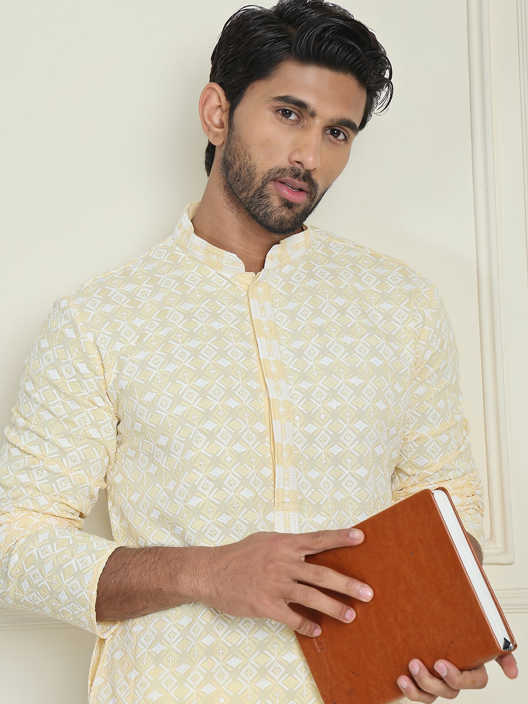 Jompers Floral Embroidered Chikankari Mandarin Collar Straight Kurta With Pyjamas, Yellow
Jompers Floral Embroidered Chikankari Mandarin Collar Straight Kurta With Pyjamas, Yellow