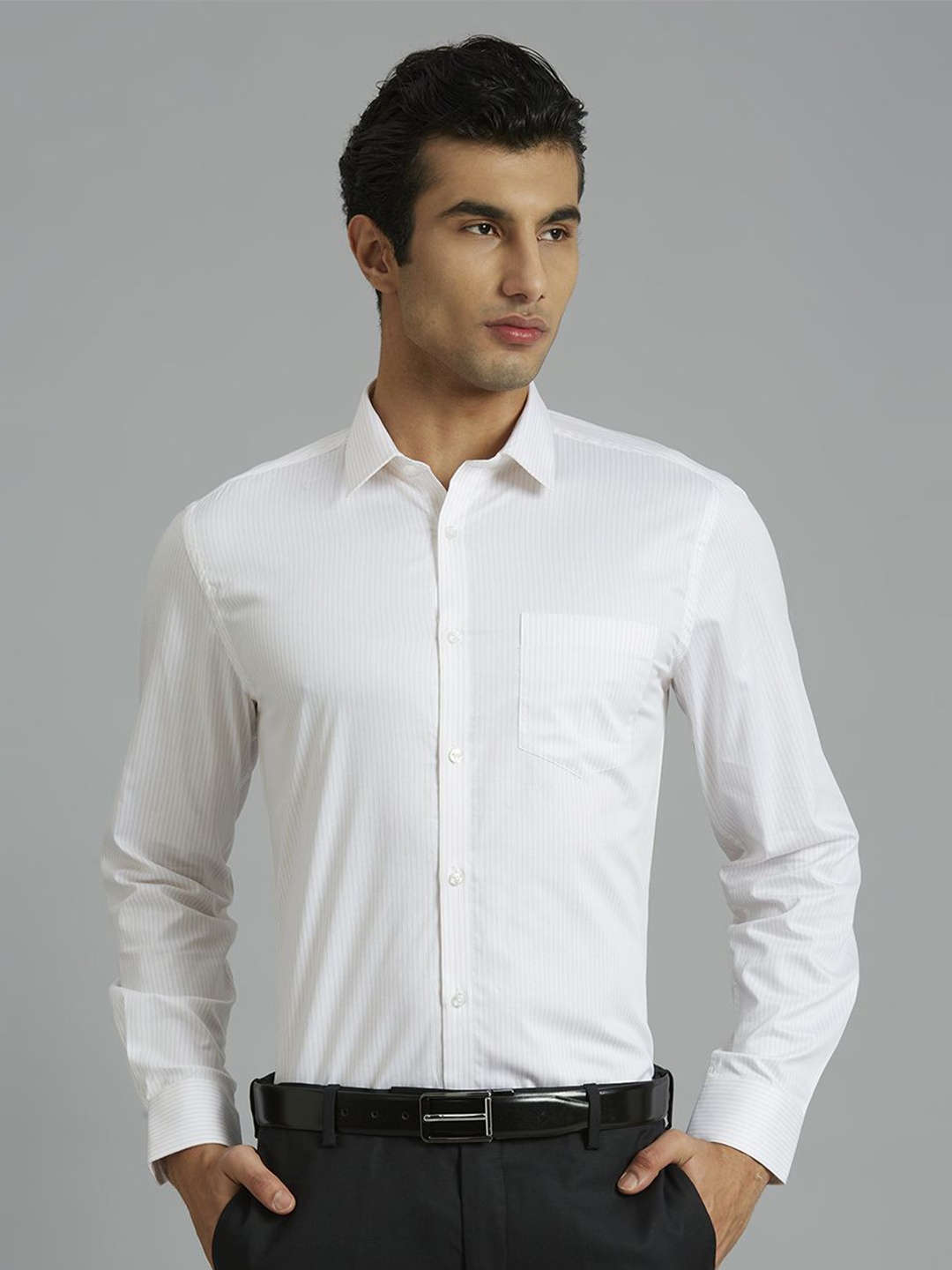 Reid & Taylor Men India Slim Spread Collar Pinstripes Striped Cotton Formal Shirt, Pink
Reid & Taylor Men India Slim Spread Collar Pinstripes Striped Cotton Formal Shirt, Pink