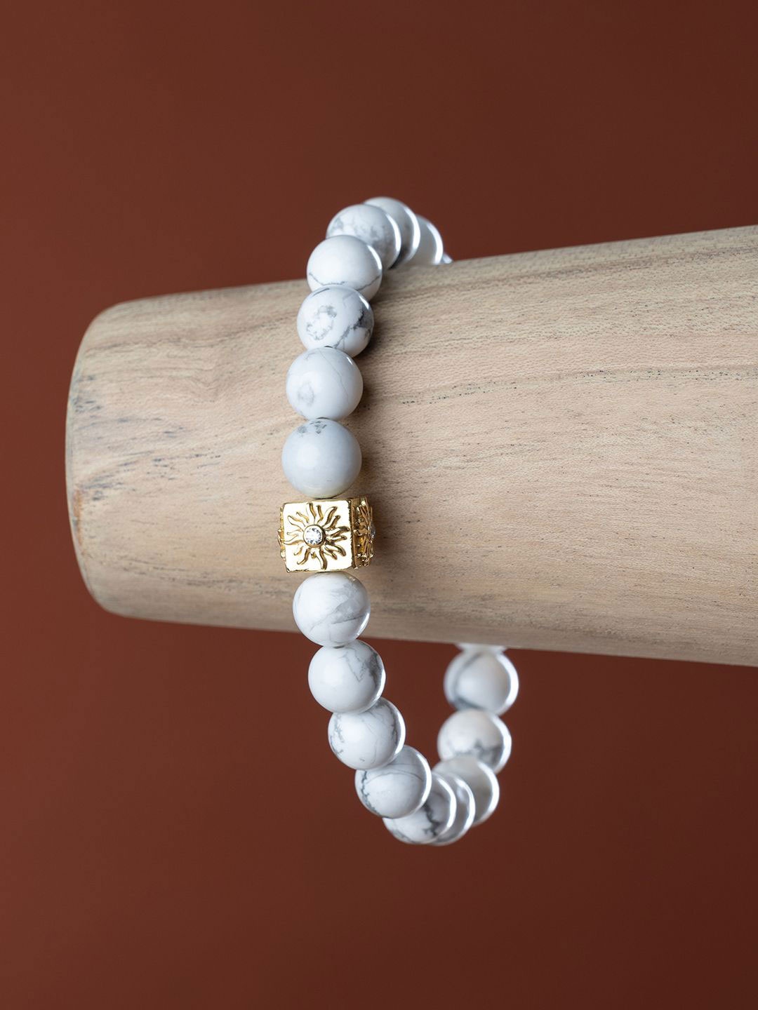 Stone Story By Shruti Men 925 Sterling Silver Gold-Plated Solar Serenity Howlite Bracelet
Stone Story By Shruti Men 925 Sterling Silver Gold-Plated Solar Serenity Howlite Bracelet