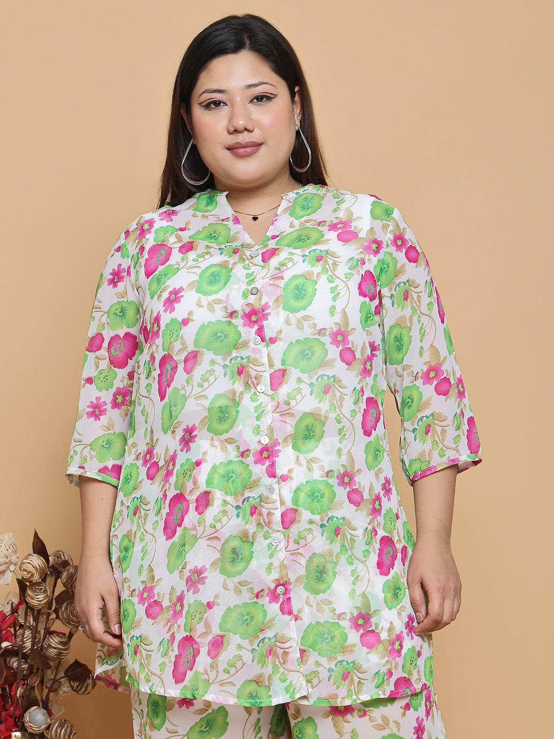 theRebelinme Women Plus Size Relaxed Collarless Floral Printed Casual Shirt, White
theRebelinme Women Plus Size Relaxed Collarless Floral Printed Casual Shirt, White