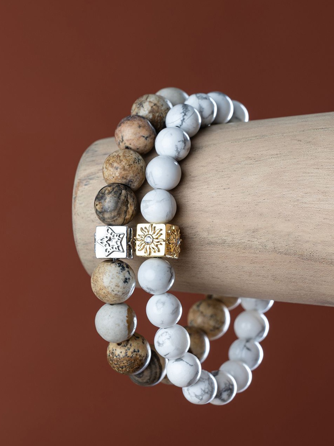 Stone Story By Shruti Men 925 Sterling Silver Rhodium-Plated Jasper Cosmic Star Bracelet
Stone Story By Shruti Men 925 Sterling Silver Rhodium-Plated Jasper Cosmic Star Bracelet