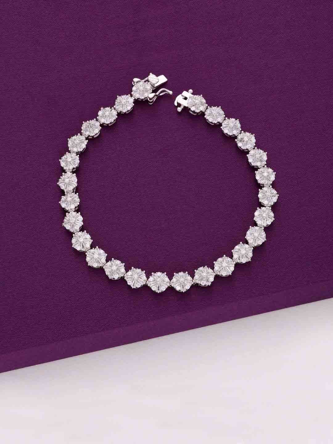KAI JEWEL Women 92.5 Sterling Silver CZ-Studded Rhodium-Plated Solitaire Link Bracelet
KAI JEWEL Women 92.5 Sterling Silver CZ-Studded Rhodium-Plated Solitaire Link Bracelet