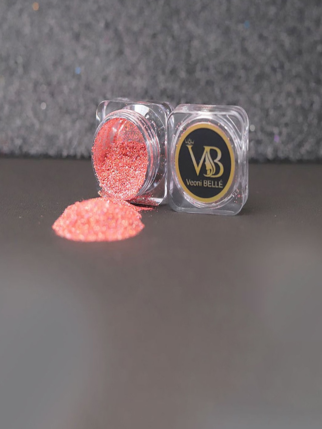 Veoni BELLE Pigmented Shimmer Long Lasting Glitter Powder Eyeshadow- 5 g- Rose Gold 02
Veoni BELLE Pigmented Shimmer Long Lasting Glitter Powder Eyeshadow- 5 g- Rose Gold 02