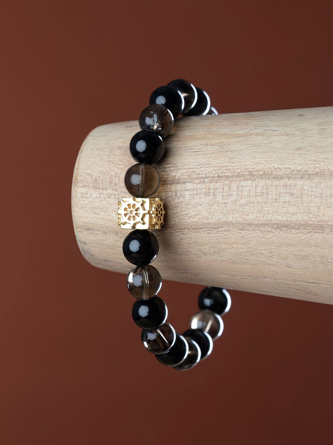 Stone Story By Shruti Men 925 Sterling Silver Gold-Plated Smoky Quartz Tourmaline Bracelet
Stone Story By Shruti Men 925 Sterling Silver Gold-Plated Smoky Quartz Tourmaline Bracelet