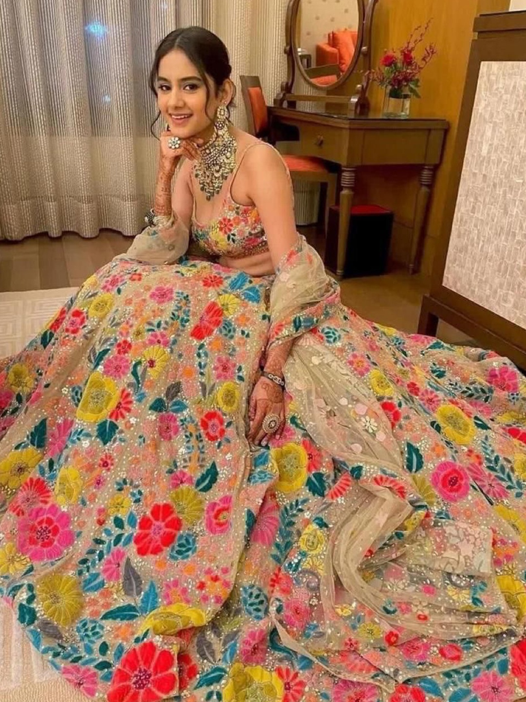 VILLE FASHION Embroidered Georgette Semi-Stitched Lehenga & Unstitched Blouse With Dupatta, Cream
VILLE FASHION Embroidered Georgette Semi-Stitched Lehenga & Unstitched Blouse With Dupatta, Cream