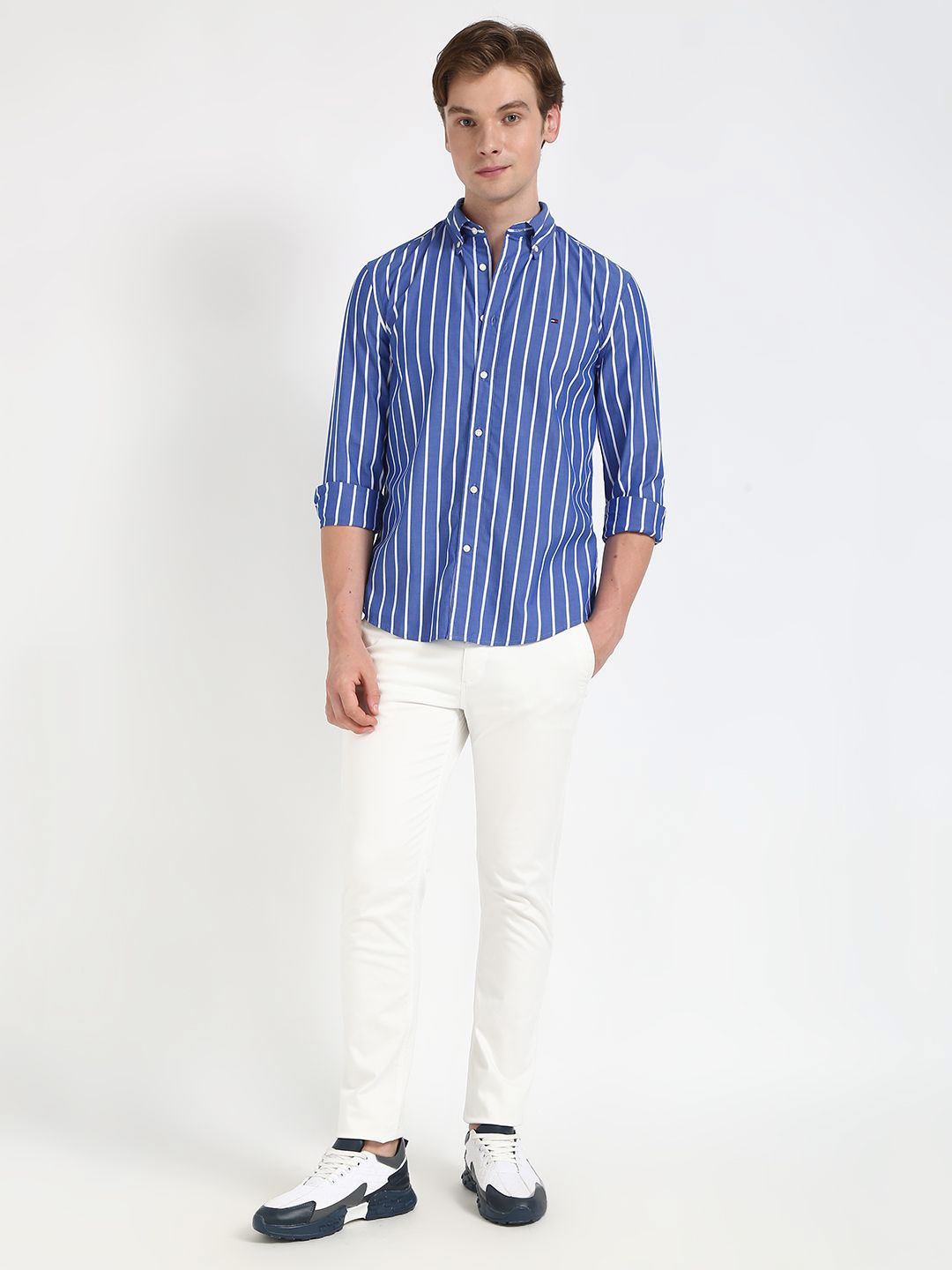 Tommy Hilfiger Men Button-Down Collar Vertical Striped Cotton Casual Shirt, Blue
Tommy Hilfiger Men Button-Down Collar Vertical Striped Cotton Casual Shirt, Blue