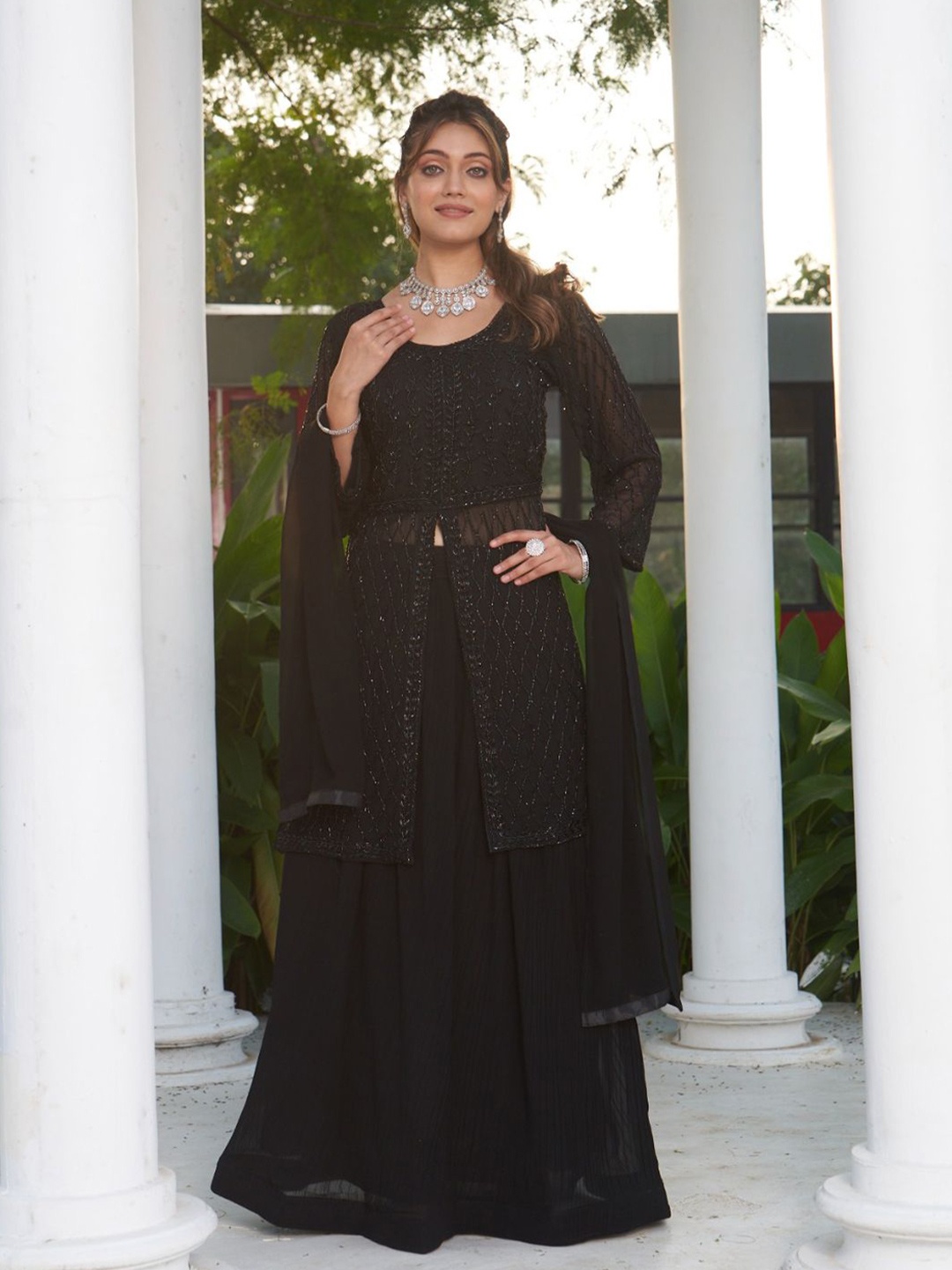 LUGAI Embroidered Beads and Stones Ready to Wear Lehenga & Blouse With Dupatta, Black
LUGAI Embroidered Beads and Stones Ready to Wear Lehenga & Blouse With Dupatta, Black