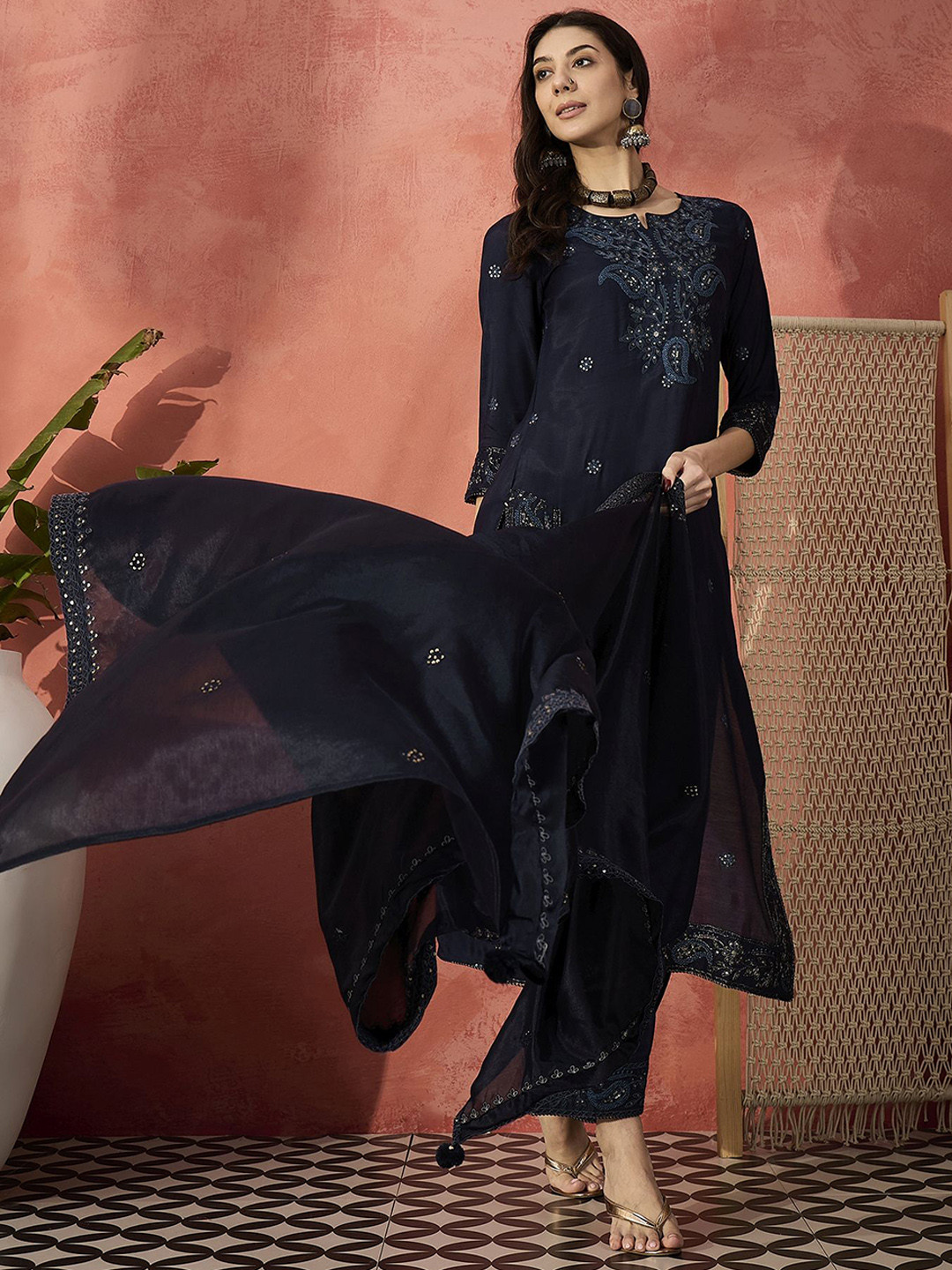 Sangria Black Floral Embroidered Notch Neck Straight Kurta With Trousers And Dupatta
Sangria Black Floral Embroidered Notch Neck Straight Kurta With Trousers And Dupatta
