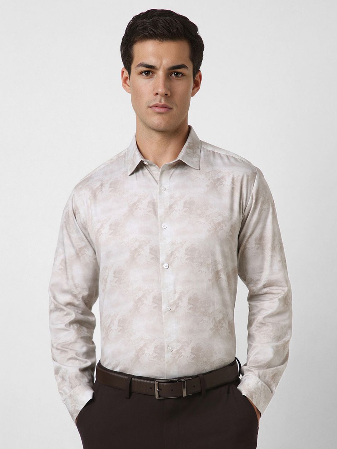 V Dot Men Slim Fit Spread Collar Abstract Printed Cotton Formal Shirt, Beige
V Dot Men Slim Fit Spread Collar Abstract Printed Cotton Formal Shirt, Beige