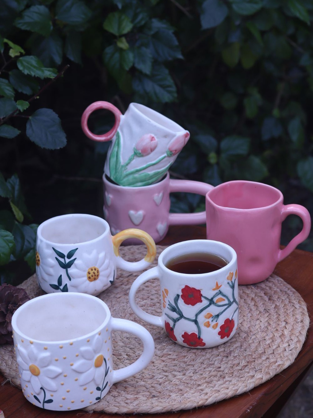 WEAVING HOMES Sunrise Serenity White & Pink 6 Pcs Floral Printed Ceramic Glossy Mugs 260ml
WEAVING HOMES Sunrise Serenity White & Pink 6 Pcs Floral Printed Ceramic Glossy Mugs 260ml