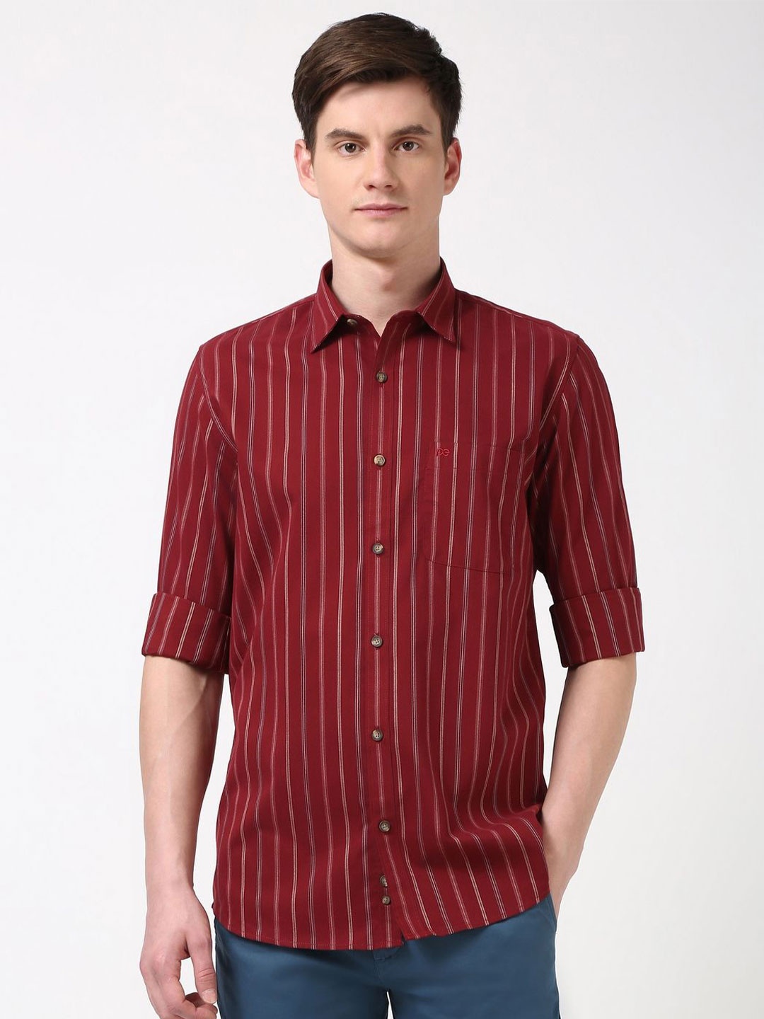 Peter England Casuals Men Slim Fit Spread Collar Vertical Striped Cotton Casual Shirt, Red
Peter England Casuals Men Slim Fit Spread Collar Vertical Striped Cotton Casual Shirt, Red