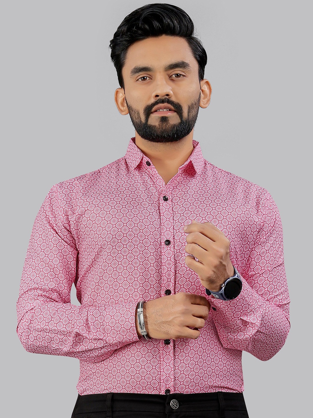 KHUSHI CREATION Men Original Spread Collar Geometric Printed Cotton Casual Shirt, Pink
KHUSHI CREATION Men Original Spread Collar Geometric Printed Cotton Casual Shirt, Pink