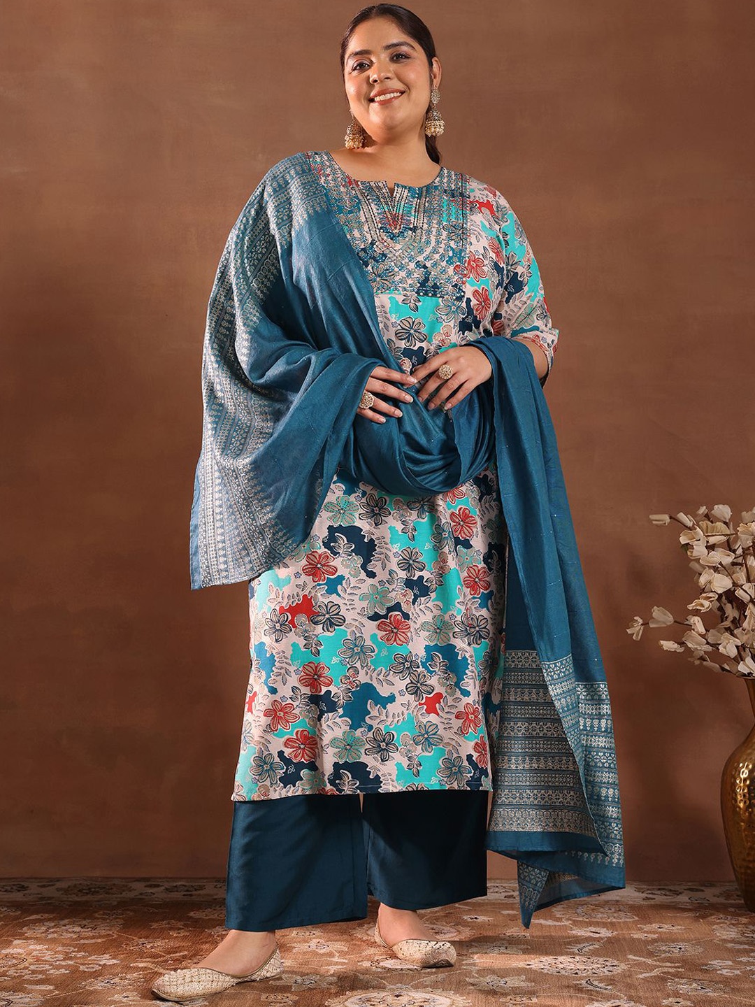 EXTRA LOVE BY LIBAS Plus Size Floral Printed Thread Work Kurta With Trousers & Dupatta, Blue
EXTRA LOVE BY LIBAS Plus Size Floral Printed Thread Work Kurta With Trousers & Dupatta, Blue