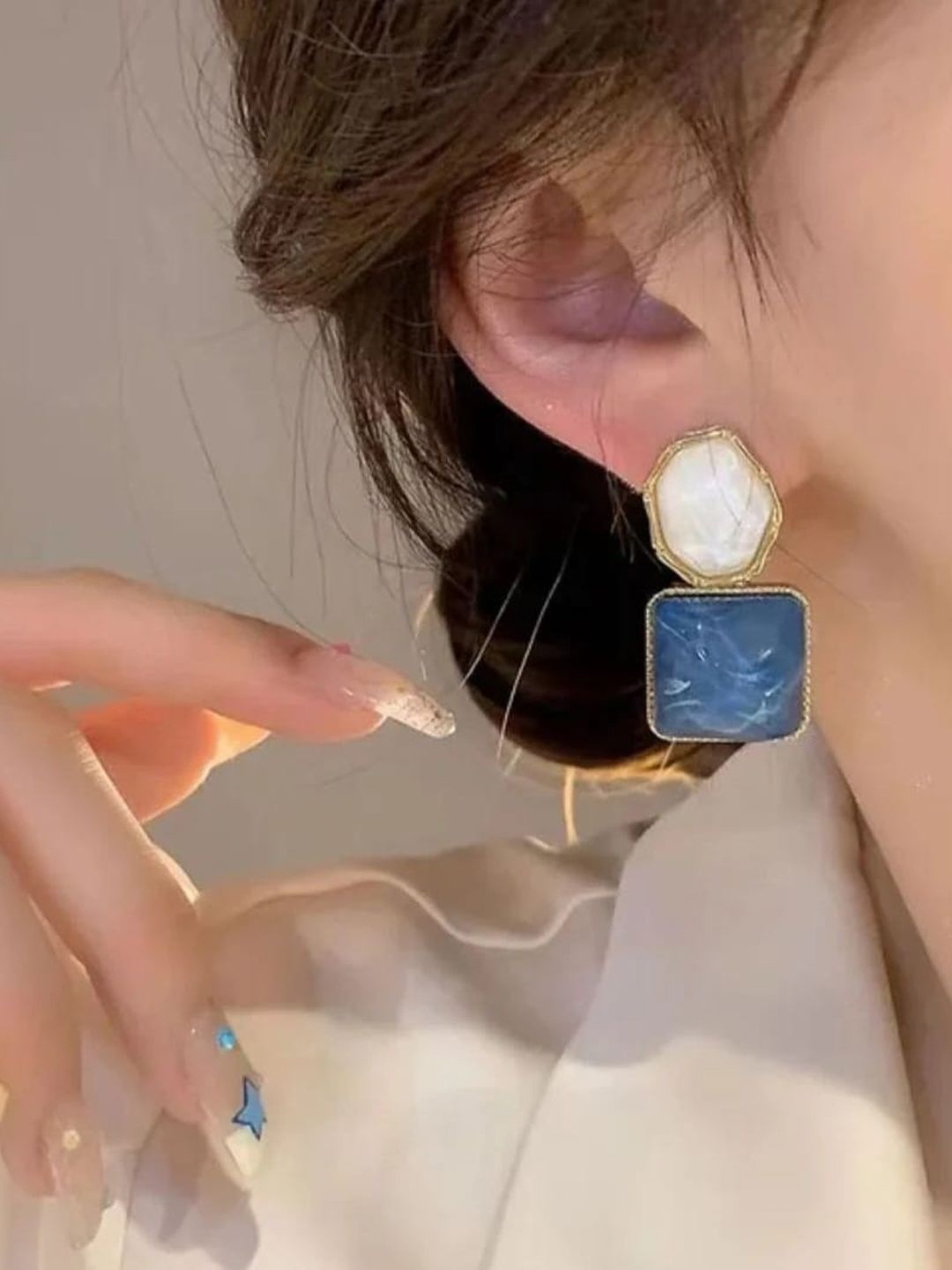 styledose Stainless Steel Gold-Plated Artificial Stones Studded Classic Drop Earrings, Blue
styledose Stainless Steel Gold-Plated Artificial Stones Studded Classic Drop Earrings, Blue