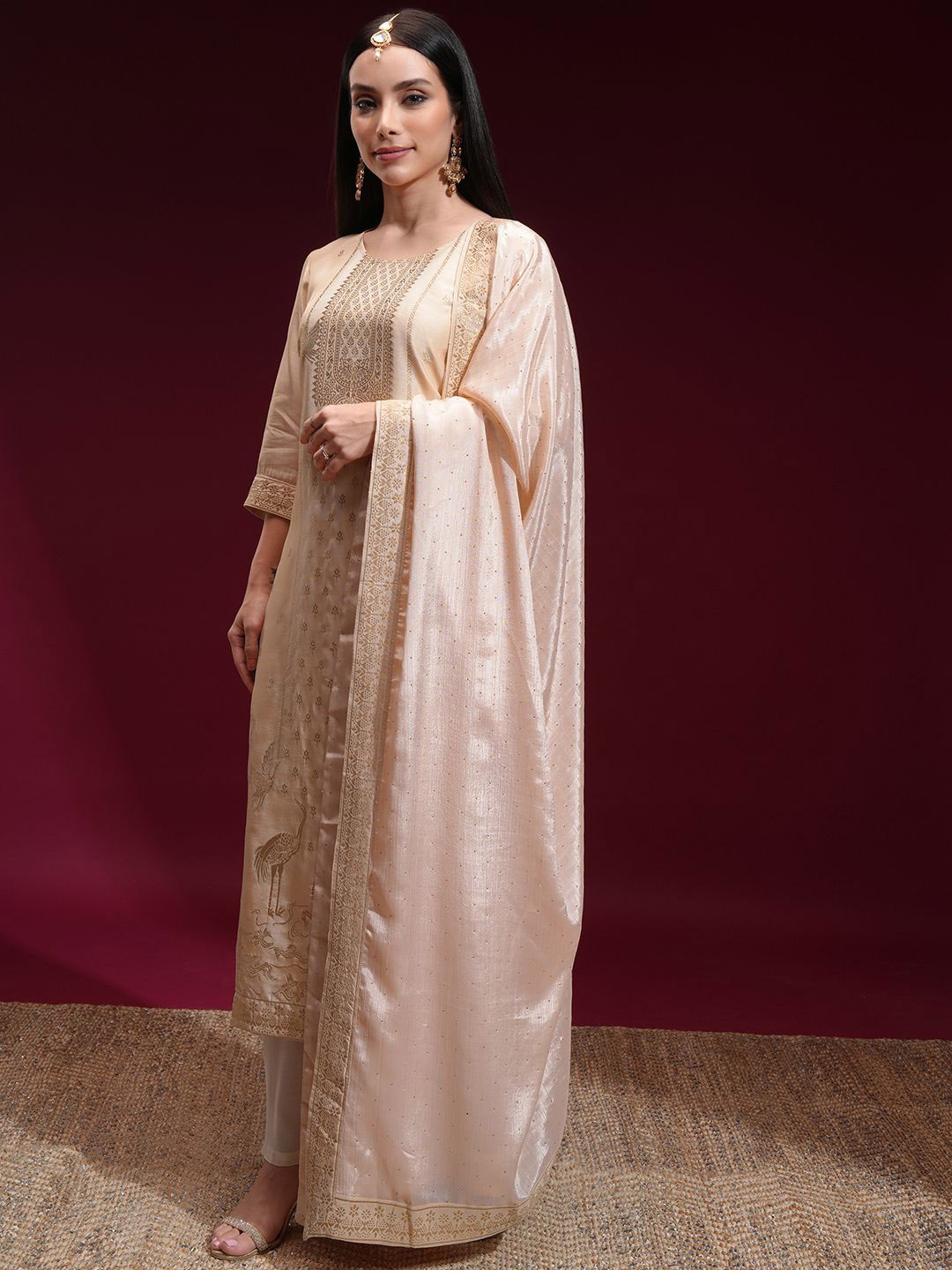 Vishudh Women Ethnic Motifs Zari Jacquard Regular Kurta with Palazzos & Dupatta, Beige
Vishudh Women Ethnic Motifs Zari Jacquard Regular Kurta with Palazzos & Dupatta, Beige